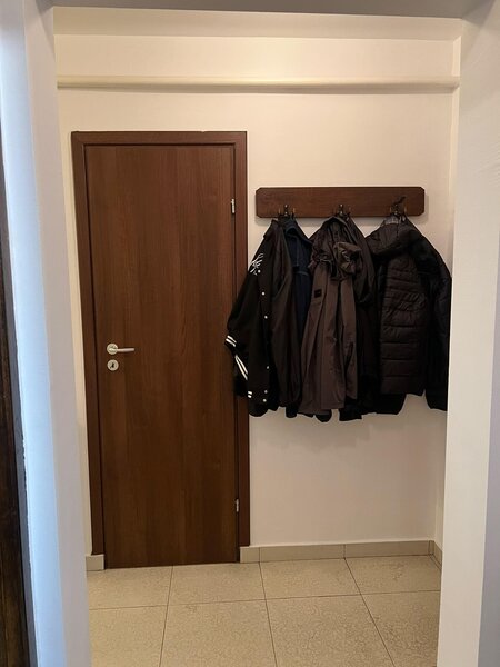 Tineretului, Timpuri Noi, facultati